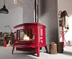 Купить Печь-камин Invicta Bradford красная эмаль в интерьере чугунная в Мозыре в Мозыре