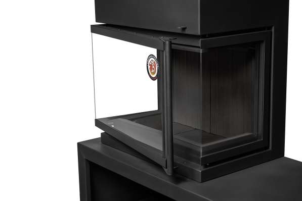 Камин МАДРИД на дровнике Гигант слева черный\белый шамот в Мозыре