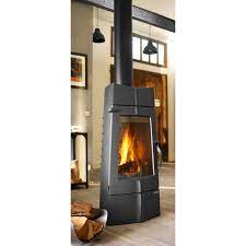 Печь-камин чугунный Invicta Chamane 14 в интерьере Амазонка бай фото  в Мозыре