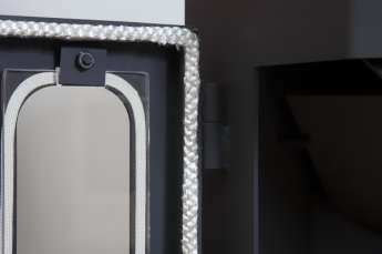 Стальной недорогой камин Бавария призматик пристенно-угловой фото в Мозыре