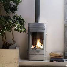 Печь-камин Invicta Chatel чугун в интерьере Амазонка бай фото в Мозыре