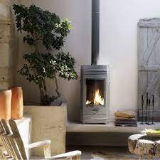 Печь-камин Invicta Cassine чугун в интерьере Амазонка бай фото в Мозыре