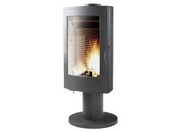 Печь-камин чугунный Invicta Alios в интерьере Амазонка бай фото в Мозыре